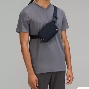 lululemon Everywhere belt black adjustable bag purse  cross body bag